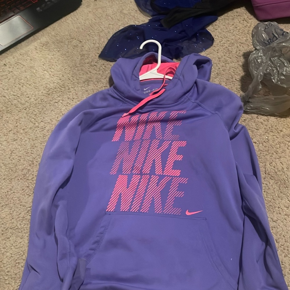 Medium sized purple and pink Nike hoodie. Therma-Fit